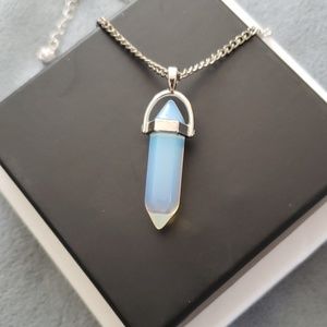 Opalite and silver healing necklace NWOT